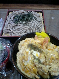 天とじ丼とざるそばの日々